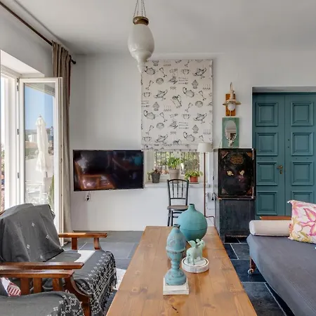 Alma Libre Syros Ermupoli