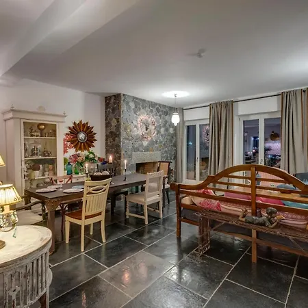 Alma Libre Syros Tatil Evi