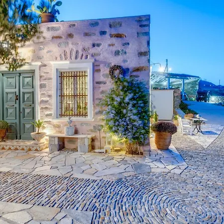 Alma Libre Syros Ermoupoli