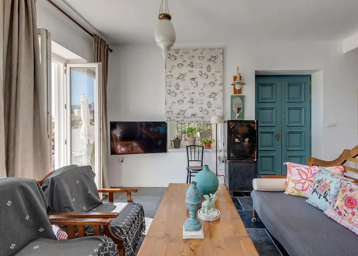 Alma Libre Syros Ermoupoli